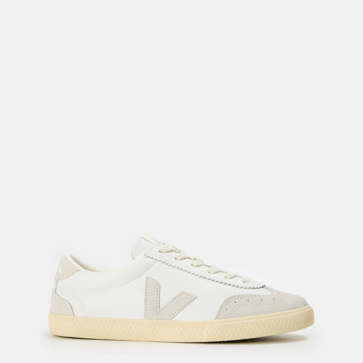 VEJA Womens Volley Court Trainers