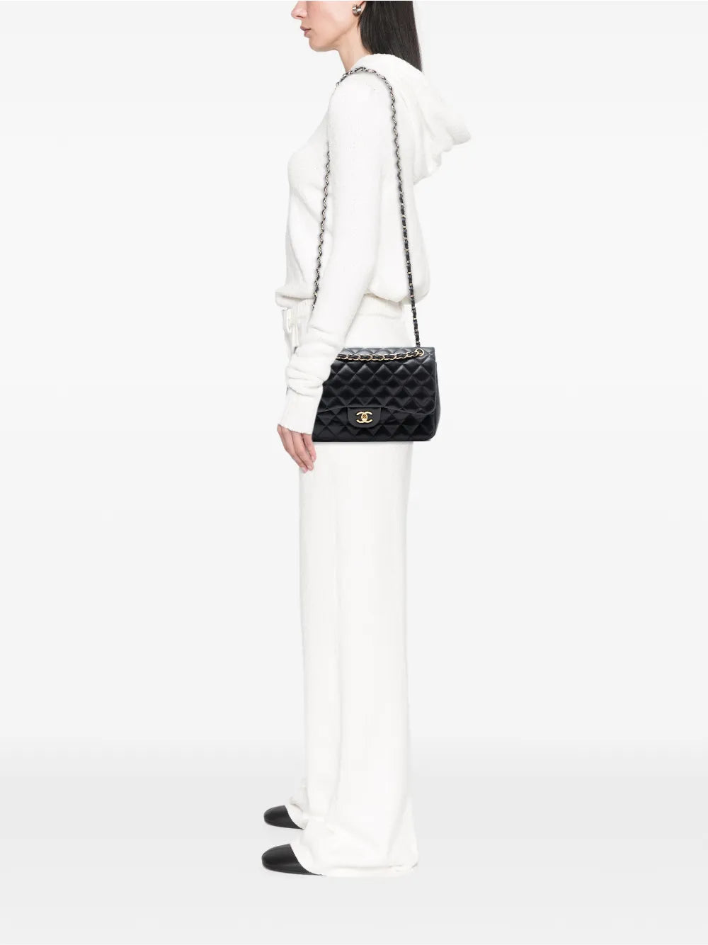 Chanel Pre Owned 2014 Jumbo Classic Lambskin Double Flap Shoulder Bag