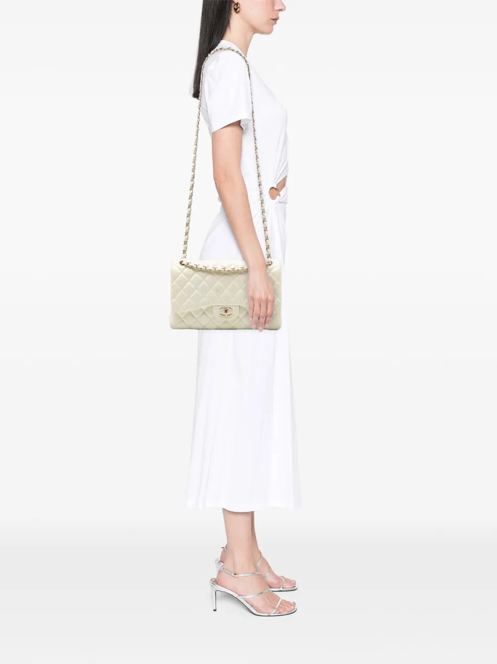 Chanel Pre Owned 2011 Jumbo Classic Lambskin Double Flap Shoulder Bag