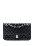 Chanel Pre Owned 2009 2010 Medium Classic Caviar Double Flap Shoulder Bag