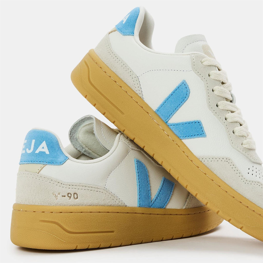 VEJA Womens Bastle Leather Court Trainers