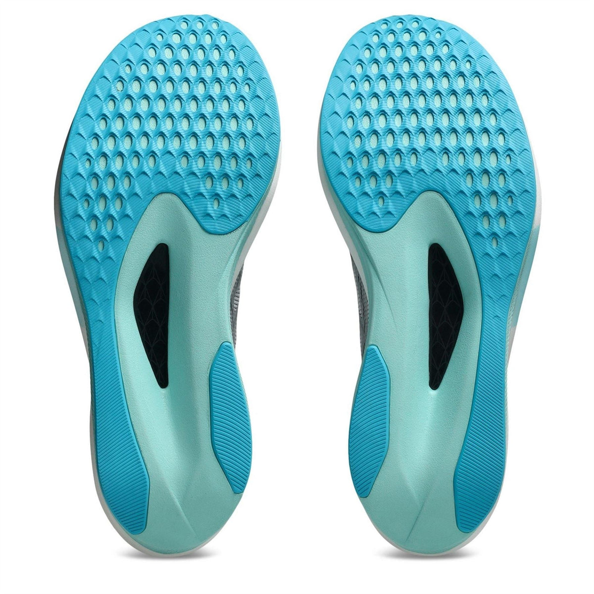 Asics Magic Speed 5 Low Top Sneakers