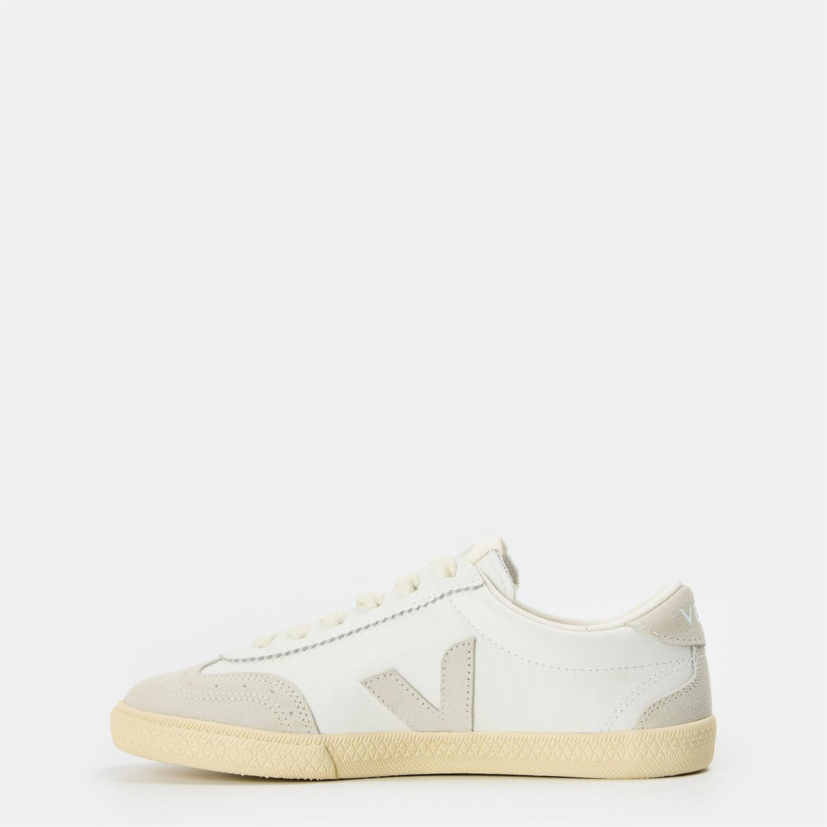 VEJA Womens Volley Court Trainers