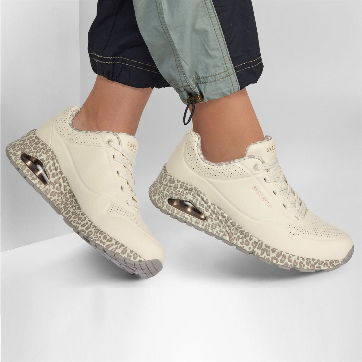 Skechers Womens Stand On Air Trainers