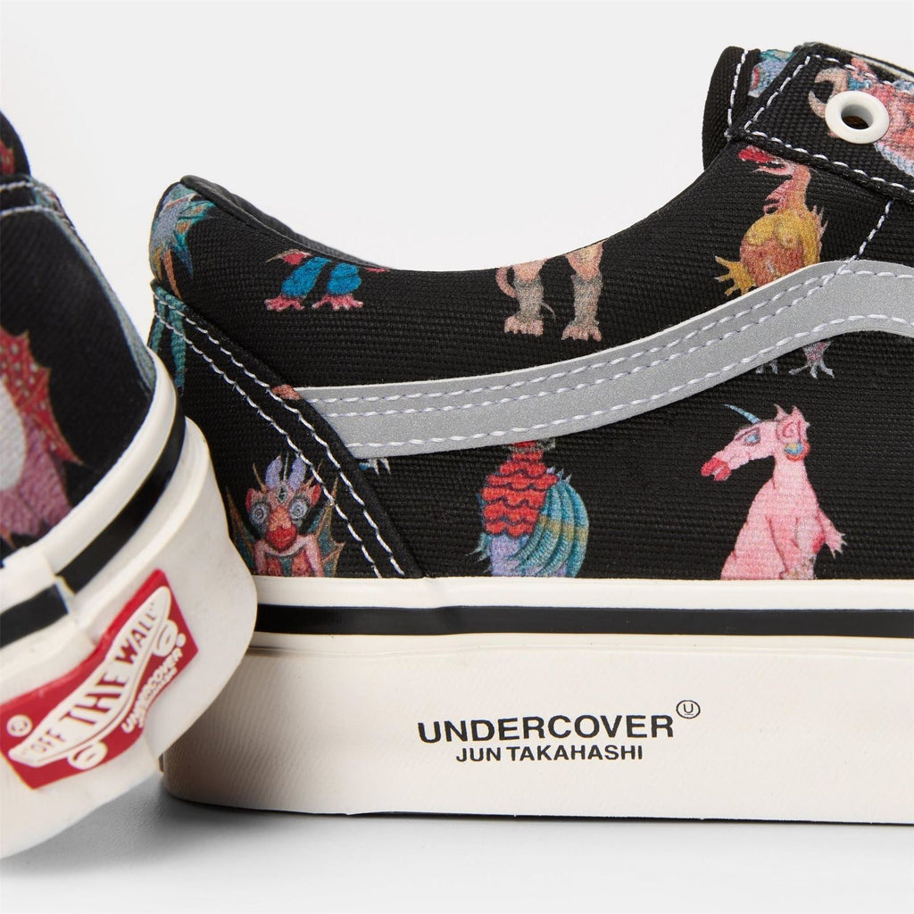 Vans Old Skool Canvasas Lace Up Low Top Trainers