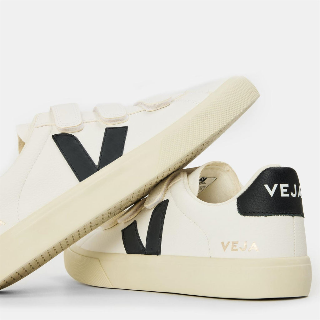 VEJA Womens Recife Leather Velcro Court Trainers